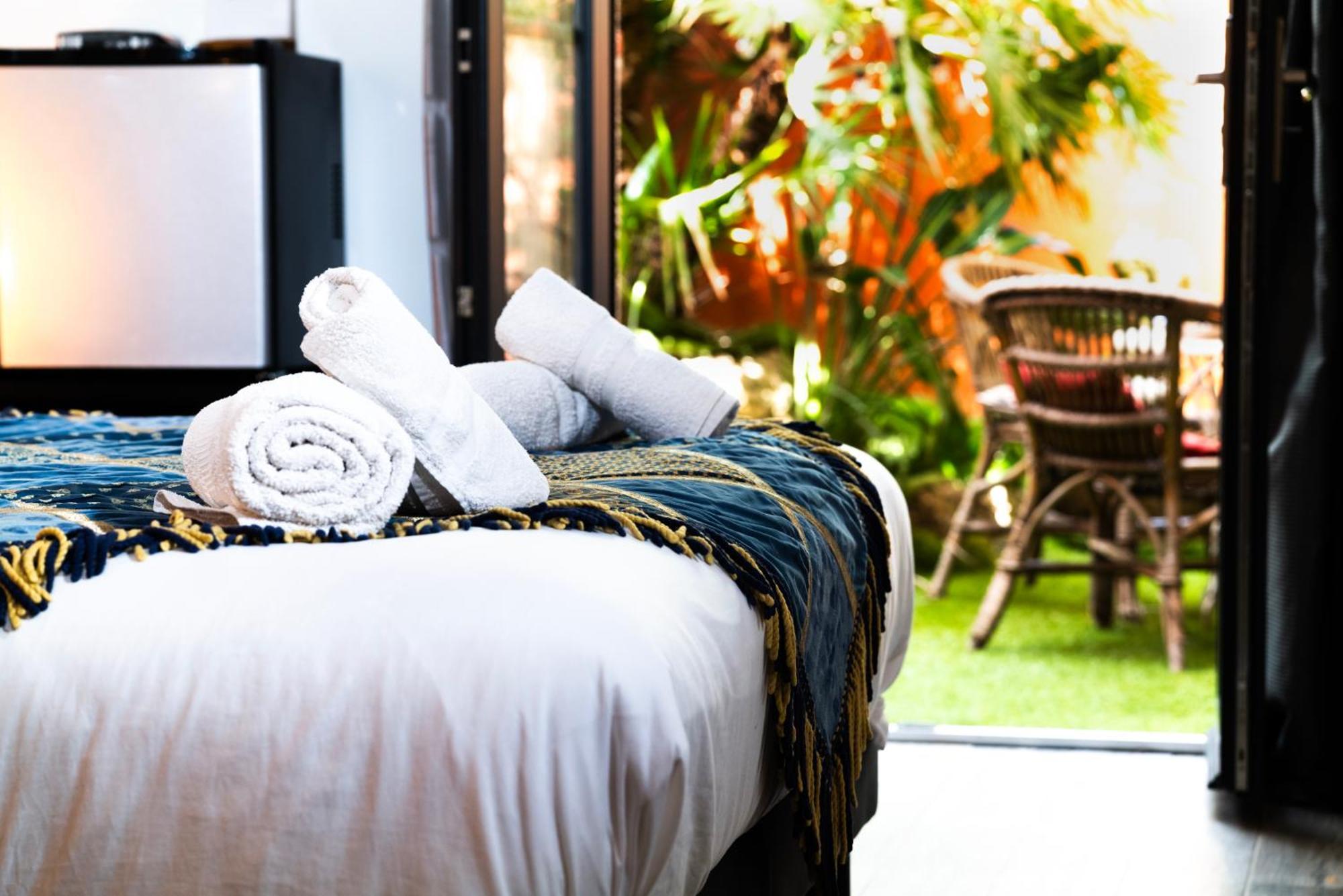 Lou Pitchoun Luxe Et Serenite Au Coeur De Familiale Avec Chambre Separee Avec Jardin Enchanteur Pour 4 Adultes Et 1 Enfant Accommodatie bij particulieren